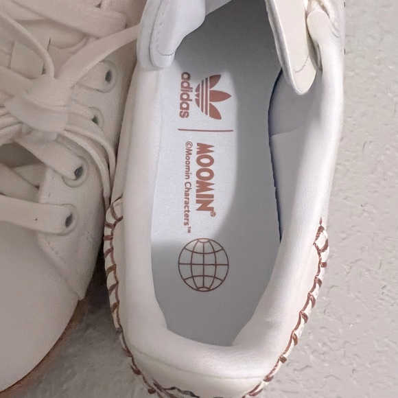 Women’s Adidas Stan Smith Moomin - Picture 6 of 7